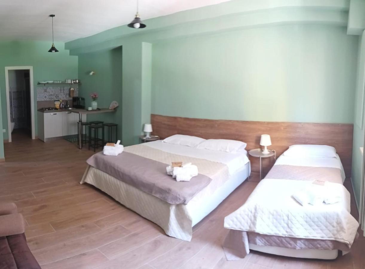 Incastro B&B In Crotone Exterior foto